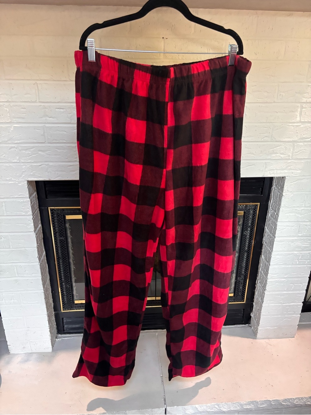 Men's Red and Black Buffalo Plaid Lounge Pants